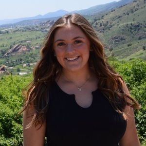 Meet your Posher, Michaela